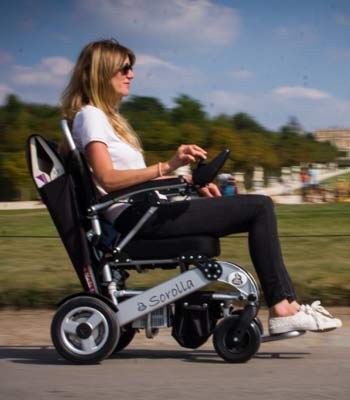 Location de fauteuil roulant électrique pour handicapé et pmr