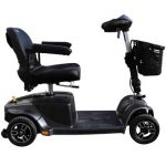 location-scooter-electrique-revo-paris-france